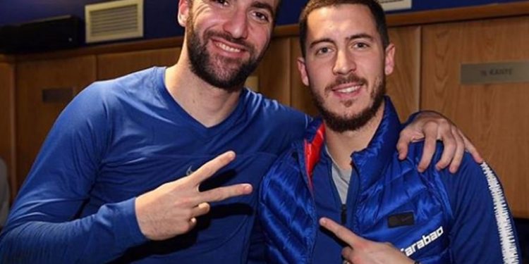 Gonzalo Higuain (L) and Eden Hazard scored two goals each for Chelsea