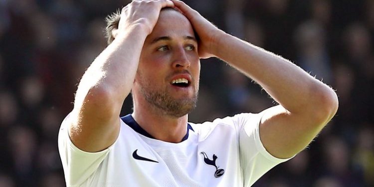 Kane returns from injury but Spurs falter at Turf Moor.