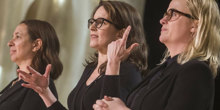 Maya Rudolph, left, Tina Fey and Amy Poehler appear during rehearsals for the 91st Academy Awards in Los Angeles Saturday, Feb. 23, 2019. (AP)