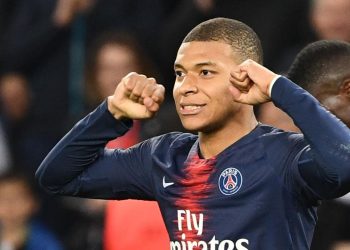 Mbappe becomes the youngest player to reach 50 league goals in French league history.