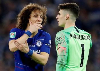 Keeper Kepa refused to go off the pitch in Chelsea's League Cup final defeat against City. (Reuters)