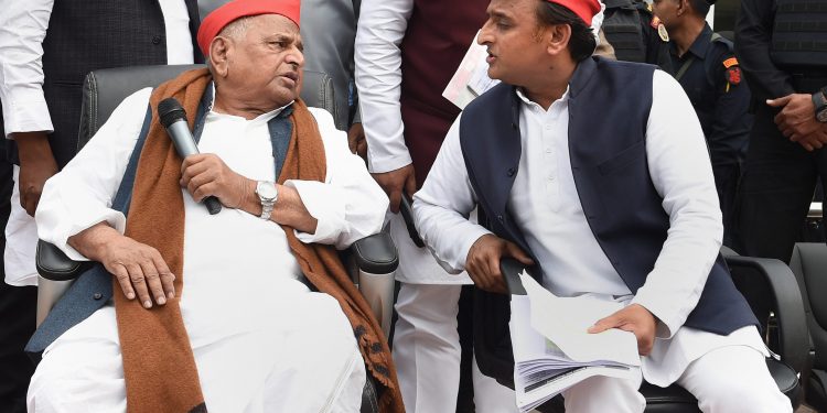 Mulayam Singh Yadav (L) and Akhilesh Singh Yadav