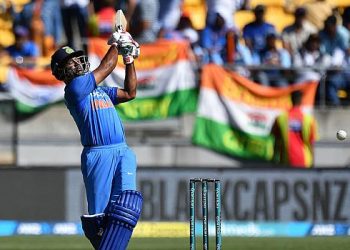 Pandya blitz lifts India to 252 (BCCI)