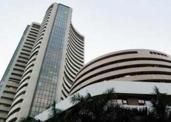 Sensex falls 150 points on weak global cues