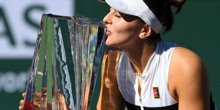 Andreescu become the youngest woman to win at Indian Wells since 17-year-old Serena Williams in 1999. (Image: Reuters)