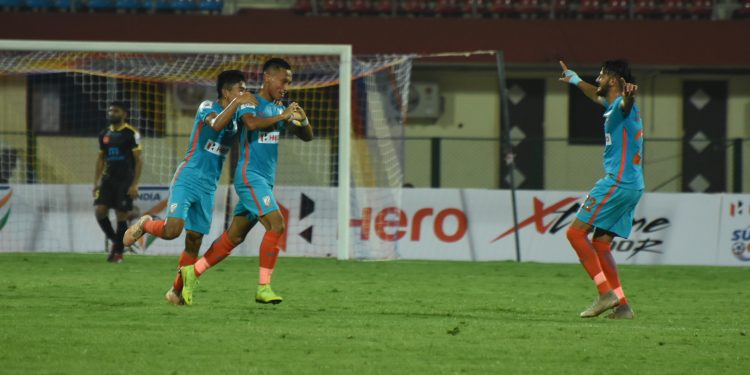 Amarjit Singh celebrates (C) with teammates after scoring the opener against Kerala Blasters at the Kalinga Stadium, Friday 