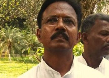 Majhi told reporters that was unable to meet Chief Minister and BJD president Naveen Patnaik and submitted the resignation letter to political secretary of the party chief.