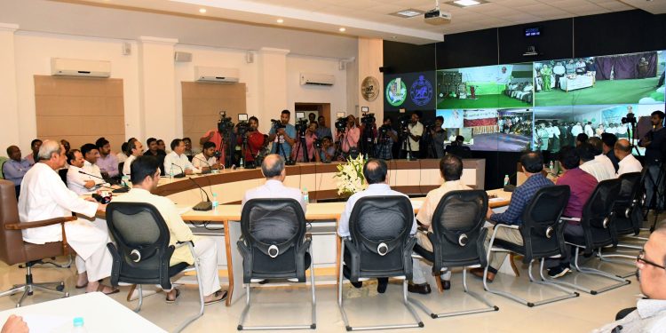 Chief Minister inaugurates Lift Irrigation Projects at Secretariat