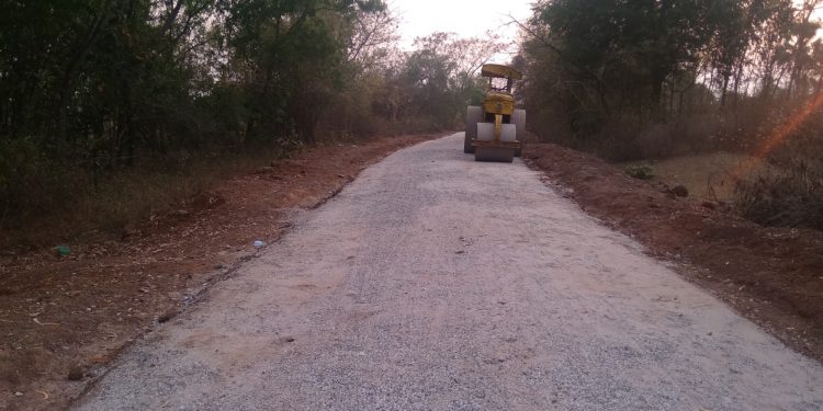 The half finished road at Badaberana