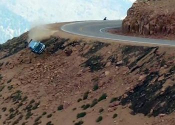 An SUV, carrying passengers from Chaderkote to Rajgarh, rolled down into the over 500-feet-deep gorge near Kunda nallah at 10.30 am. (Representative image)