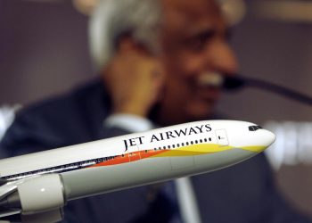 India's Jet Airways Chairman Naresh Goyal speaks during a news conference to announce a code sharing agreement with United Arab Emirates Etihad Airways in Mumbai June 10, 2008. (REUTERS)