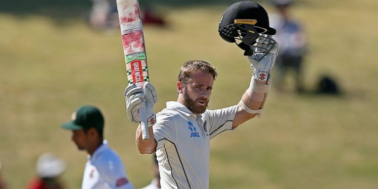Williamson suffered a shoulder injury while fielding in Bangladesh's first innings of the second Test in Wellington. (Image: Reuters)