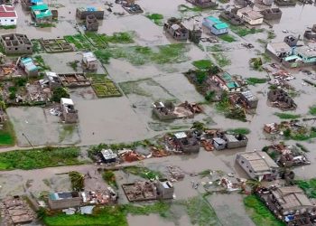 Cyclone Idai smashed into the coast of central Mozambique Friday last week, unleashing hurricane-force winds and rains that flooded the hinterland and drenched eastern Zimbabwe.