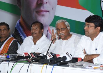 OPCC holds a press conference to attack the BJD govt over massive vacancy of govt doctors in state