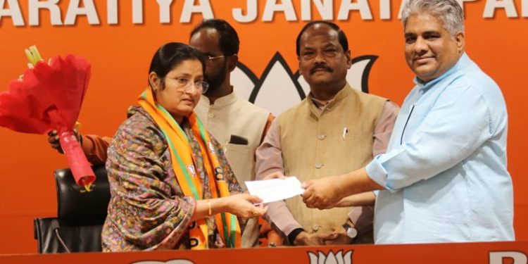 Jharkhand RJD Chief Annapurna Devi joins Bharatiya Janata Party (BJP) at the Party HQ (IANS)