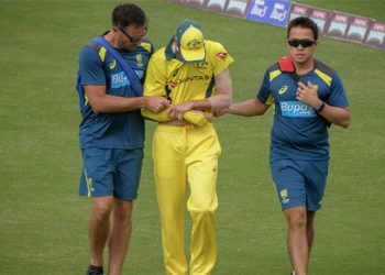 Richardson took 2-16 in the second one-dayer in Sharjah Sunday but fell awkwardly on his bowling arm and left the field in the 11th over.