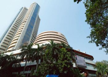 Sensex tanks over 200 points in early trade