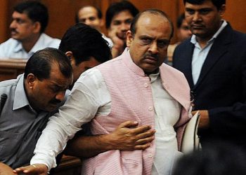BJP leader Vijender Gupta marshalled out of Delhi Assembly [Representational Image] (PTI)