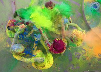 children playing holi