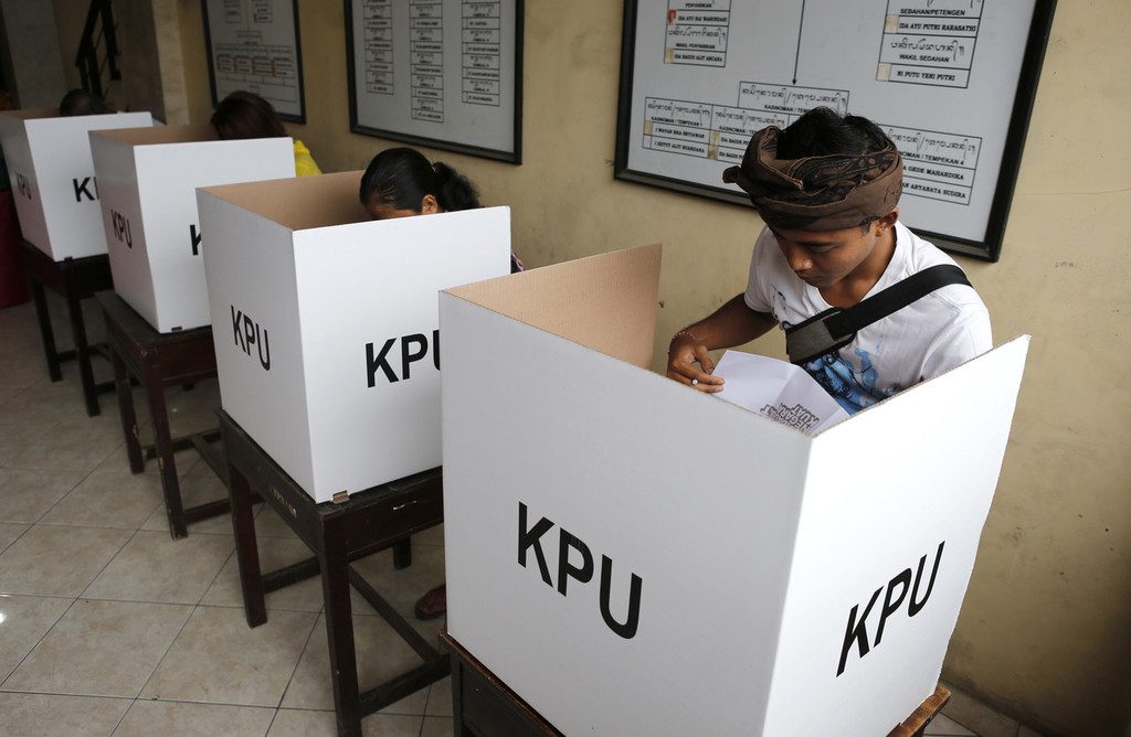 Indonesia votes to elect president, parliamentarians