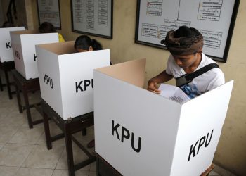 Indonesia votes to elect president, parliamentarians