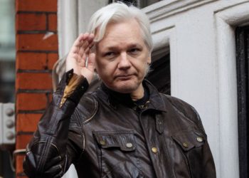 A small group of protesters and supporters of Wikileaks' founder gathered Thursday outside the embassy in London where Assange has been holed up since August 2012.