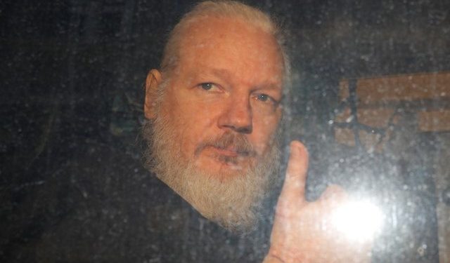 WikiLeaks founder Julian Assange is seen as he leaves a police station in London, Britain April 11, 2019. REUTERS/Peter Nicholls