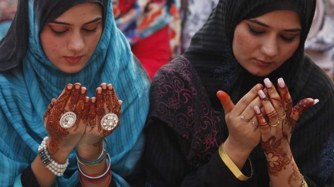 Women perform special Eid namaz at Kendrapara mosque