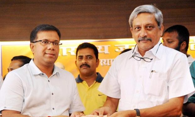 Vishwajit Rane (left) with the late Manohar Parrikar, former Chief Minister of Goa.