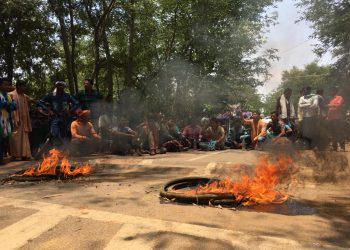 Youth's electrocution sparks row; protest in Nabarangpur