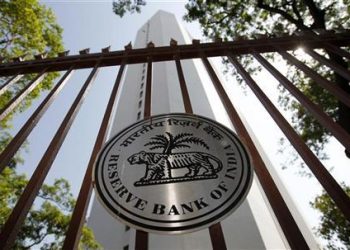 The Reserve Bank of India (RBI) logo is pictured outside its head office in Mumbai November 2, 2010. REUTERS/Danish Siddiqui/Files