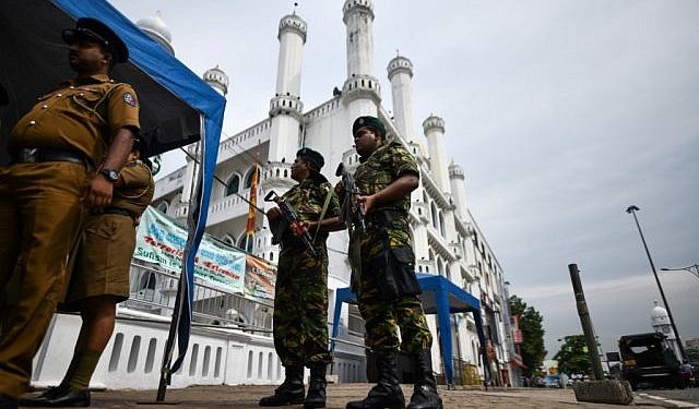 Some mosques cancelled prayers, and Sri Lanka's Muslim affairs minister called on Muslims to pray at home instead, in solidarity with churches that have closed over security fears. (Representational image)
