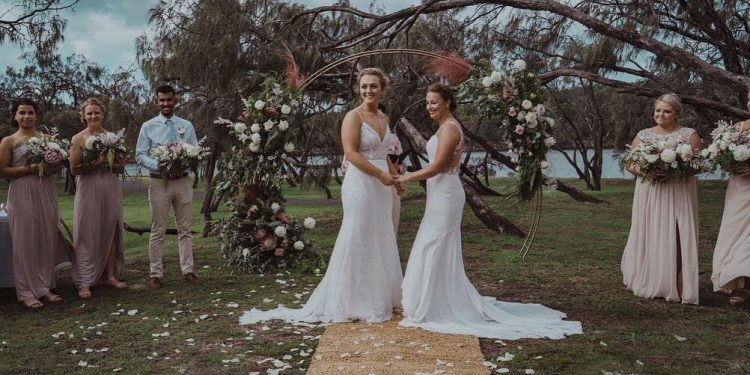 New Zealand cricketer Hayley Jensen wed her ex-Melbourne Stars teammate Nicola Hancock. (Image: Twitter)