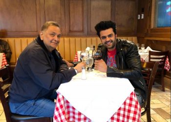 Rishi Kapoor posted this picture of his with actor Manish Paul at a New York restaurant on his Twitter account