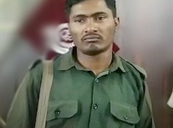 Unable to bear torture, top Maoist surrenders before Nuapada SP