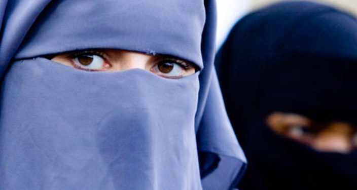 Shiv Sena calls for ban on burqa in public places