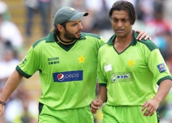 Afridi, in his book, has written that Miandad even forced him to praise him during the presentation ceremony after which the former T20 captain lost all respect for Miandad.