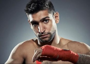 Khan, the British boxer of Pakistan origin, has expressed desire to lock horns with Olympic bronze medallist Vijender a number of times but the bout has not materialised as yet.