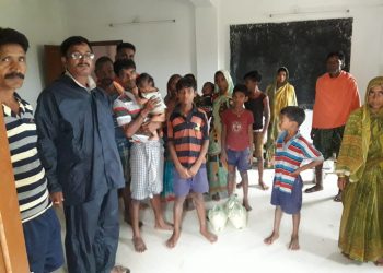 People at a shelter home in Aul block of Kendrapara district