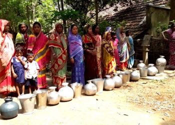 Water crisis deepens as mercury soars