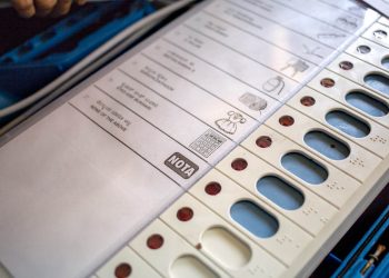 People in 12 Odisha villages vote in Bengal polls