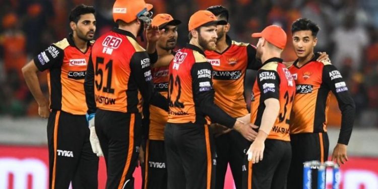 Sunrisers Hyderabad will be keen to seal play-off berth when they take on RCB in Bangalore
