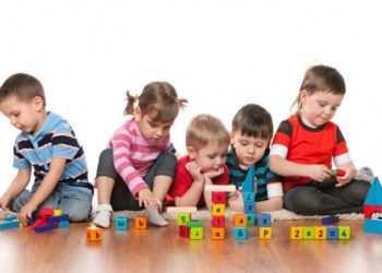 Kids learn new words from their peers