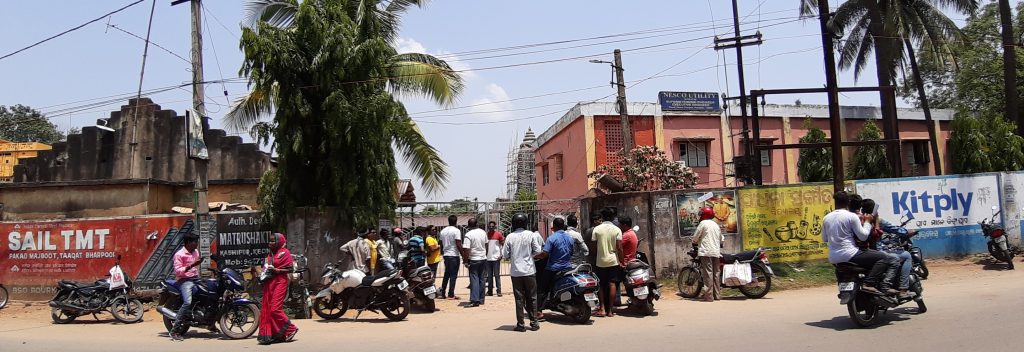 Nesc SDO manhandled in Keonjhar