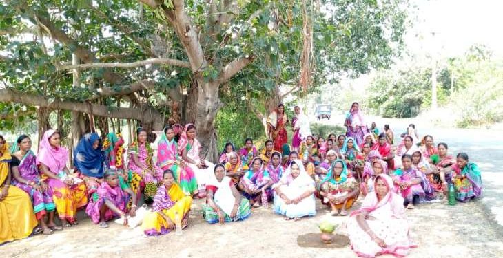 Rumour of another cyclone prompts women to worship lord Shiva