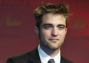If the deal is sealed, the ‘Twilight’ star will become the youngest actor to ever play Batman on the big screen.