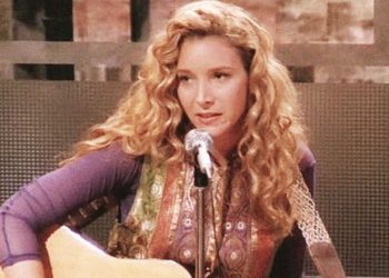 The actor played the quirky bohemian Phoebe Buffay in the beloved NBC series, which turns 25 this year.