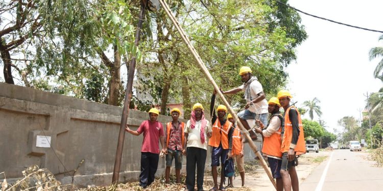 Work is on at full swing to restore power supply in various areas of Bhubaneswar