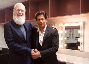 Shah Rukh took to Twitter, where he shared a photograph of himself along with Letterman. He thanked the talk show host for making him feel like himself.