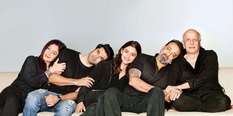 ‘Sadak 2’, the film which is a sequel to 1991, will be directed by veteran filmmaker Mahesh Bhatt.